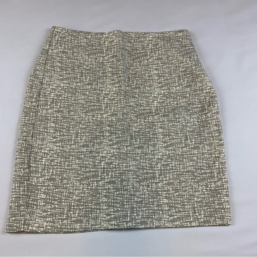 NWOT -Banana Republic Skirt - Size 0
